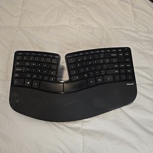 Microsoft Sculpt Ergonomic Desktop Keyboard Surface Edition 1559 (NO Dongle)0452